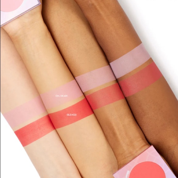 🗝ALICE IN WONDERLAND OH DESR PRESSED POWDER BLUSH - Picture 5 of 5